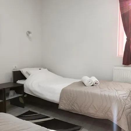 Bozic 2018 モーテル Smederevska Palanka